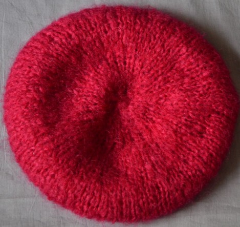 explication beret femme tricot